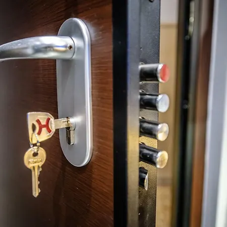 Apartament One Of A Kind Luxury In Center Near Helexpo *