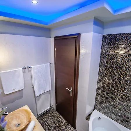 Daire One Of A Kind Luxury In Center Near Helexpo Selanik